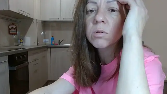 Snapshot of Popppka chatting on December 12, 5:59 pm Popppka online show from December 12, 5:59 pm