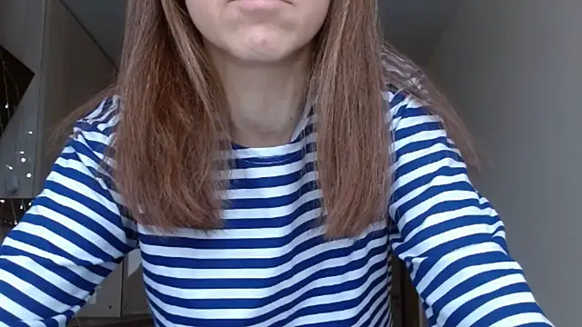 Snapshot of Popppka chatting on January 12, 11:28 am Popppka online show from January 12, 11:28 am