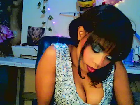 Anaconda2350 online show from August 2, 12:53 am