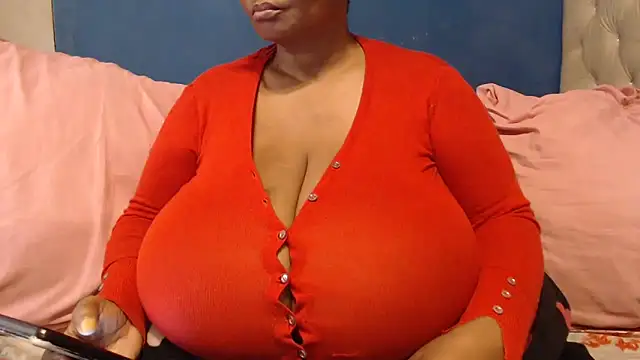 CUTEFIRMMELONSS online show from October 2, 9:38 am