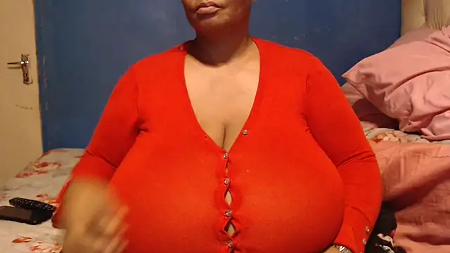 CUTEFIRMMELONSS online show from October 2, 9:55 pm