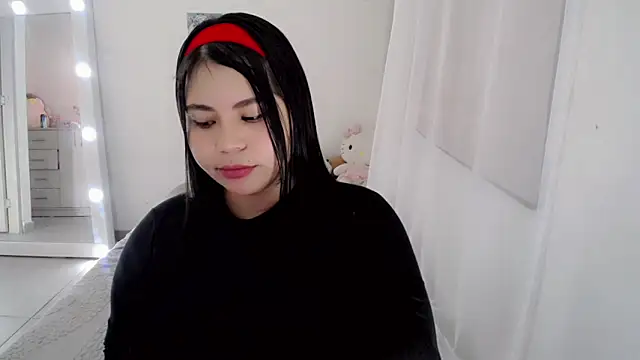 Youlittlepervertt  online show from May 17, 8:05 pm