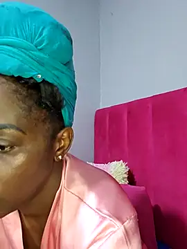 Shaniko89 online show from April 13, 12:27 am