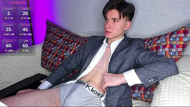 maxboy4 online show from February 3, 8:24 pm