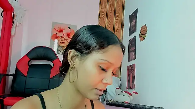 Snapshot of MarianaManzur chatting on May 31, 5:53 pm MarianaManzur online show from May 31, 5:53 pm