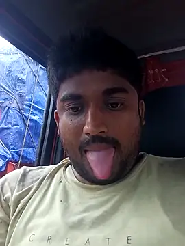 Snapshot of Driver-naru chatting on April 29, 1:10 am Driver-naru online show from April 29, 1:10 am