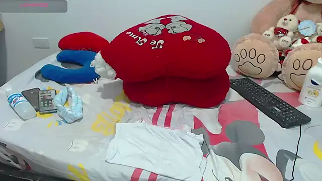 eliana09xx online show from December 17, 5:15 pm