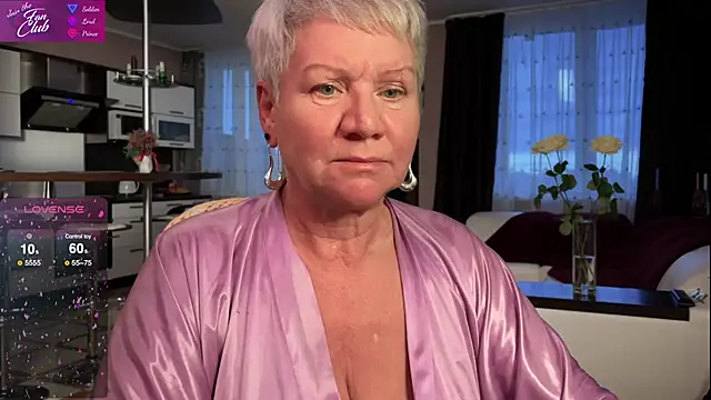 Snapshot of roxana_brooks chatting on January 26, 1:58 pm roxana brooks online show from January 26, 1:58 pm