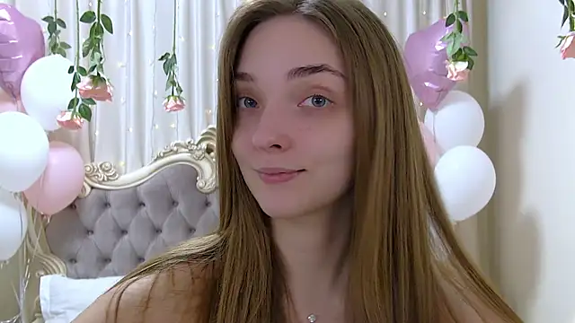 VirginieCruz online show from February 23, 7:28 pm