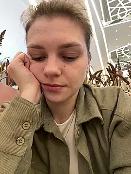 Snapshot of ValenciaShock chatting on February 12, 6:41 am ValenciaShock online show from February 12, 6:41 am