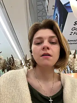 Snapshot of ValenciaShock chatting on February 18, 6:42 am ValenciaShock online show from February 18, 6:42 am