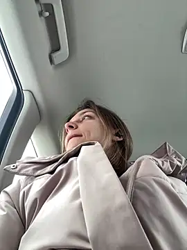 Snapshot of ValenciaShock chatting on February 25, 6:56 am ValenciaShock online show from February 25, 6:56 am