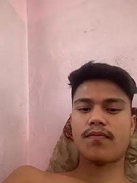 Hullax online show from April 15, 2:51 am