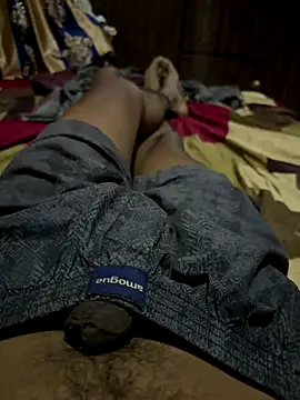 Snapshot of yo19boy chatting on November 25, 8:58 am yo19boy online show from November 25, 8:58 am