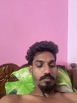 Snapshot of yo19boy chatting on December 22, 7:33 pm yo19boy online show from December 22, 7:33 pm