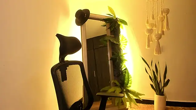 Mala Bad online show from March 20, 2:21 pm