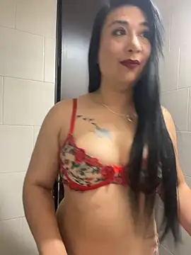 Snapshot of Karina_Yang chatting on December 3, 10:30 pm Karina Yang online show from December 3, 10:30 pm