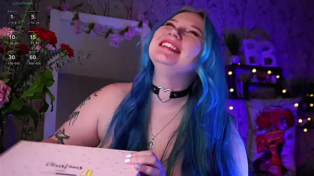 Moon Valkyrie online show from February 14, 2:44 pm