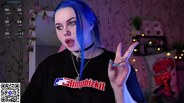 Moon Valkyrie online show from March 6, 1:16 am