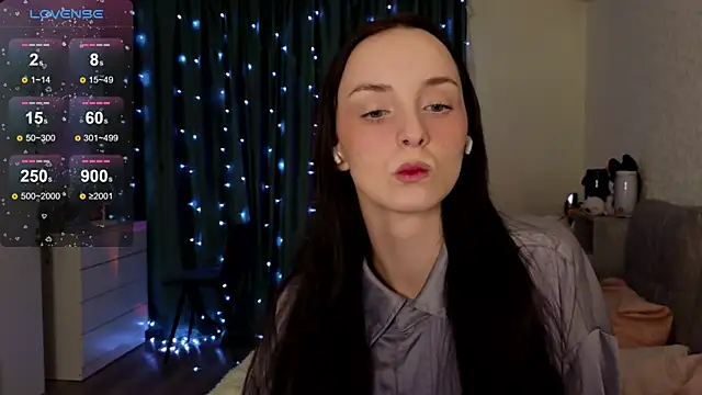 Silver rains online show from March 3, 9:59 pm