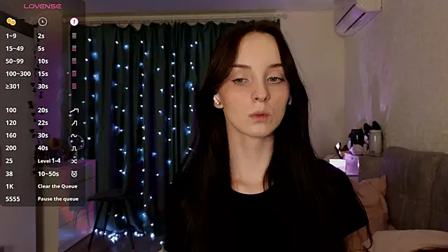 Silver rains online show from March 11, 9:48 pm