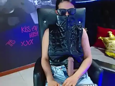 Snapshot of VALERY_MEER chatting on December 2, 3:03 pm VALERY MEER online show from December 2, 3:03 pm