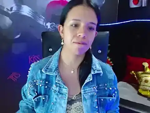 Snapshot of VALERY_MEER chatting on December 3, 11:44 am VALERY MEER online show from December 3, 11:44 am