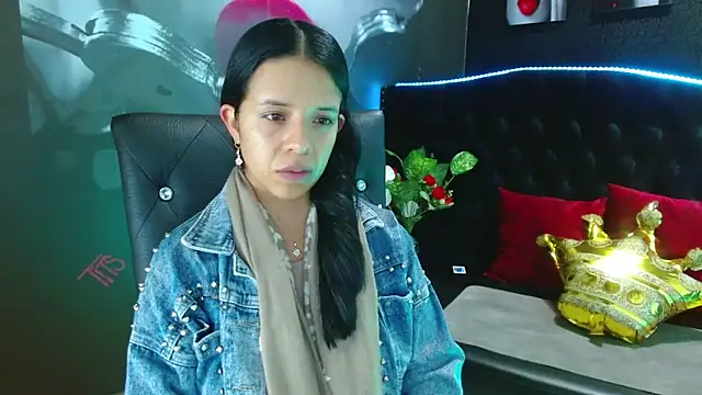 Snapshot of VALERY_MEER chatting on December 16, 11:33 am VALERY MEER online show from December 16, 11:33 am