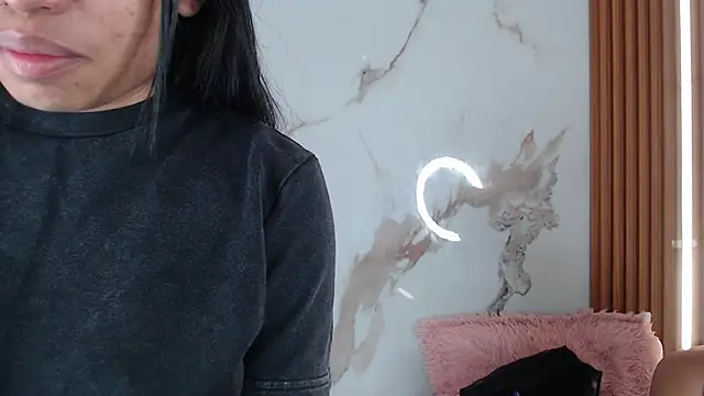 mary live online show from November 16, 12:44 pm