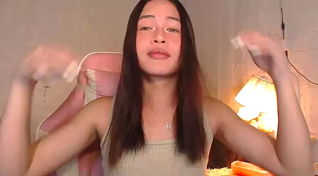 Ashely Lewis online show from January 3, 3:27 am