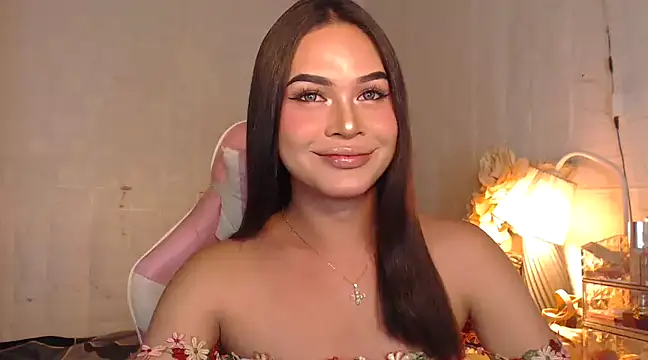 Ashely Lewis online show from January 11, 11:02 am