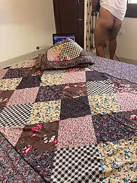 debu46 online show from March 5, 10:55 am