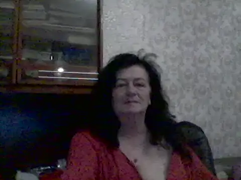 GypsiQueen2 online show from March 8, 6:37 pm