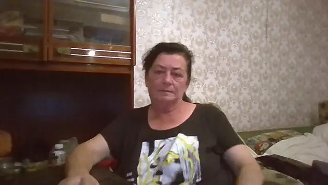 GypsiQueen2 online show from September 20, 7:04 pm