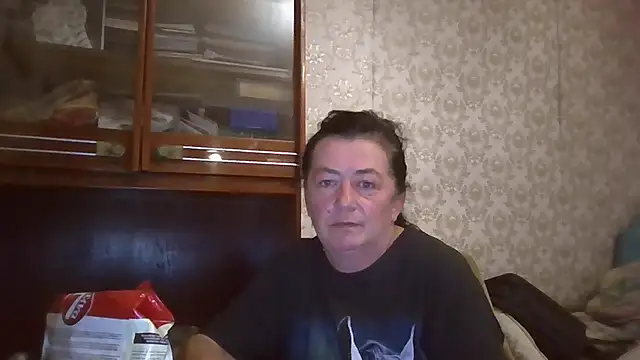 GypsiQueen2 online show from September 26, 8:02 pm