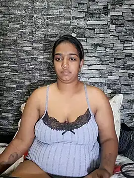 Xindias fantasyX online show from September 12, 7:14 pm