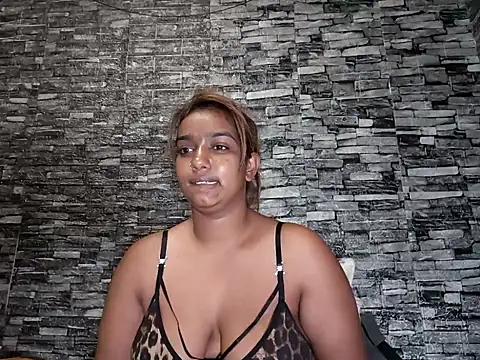 Xindias fantasyX online show from February 11, 5:51 pm