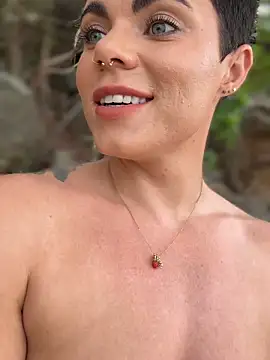 LukeLouHarvey online show from October 10, 5:17 am