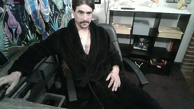XxBobbyDigitalxX online show from June 7, 4:00 pm