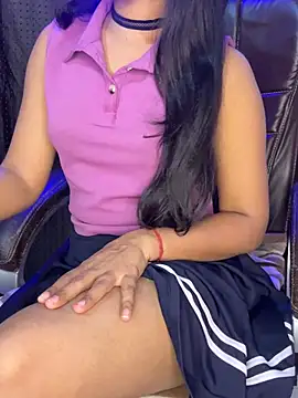 Snapshot of SCHOOL_Girl_0 chatting on December 11, 11:41 am SCHOOL Girl 0 online show from December 11, 11:41 am