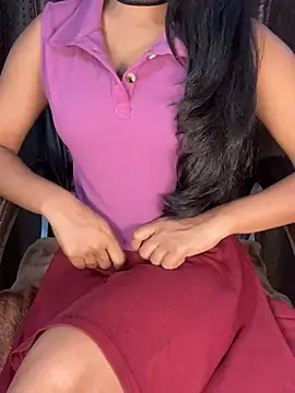 Snapshot of SCHOOL_Girl_0 chatting on February 3, 9:52 am SCHOOL Girl 0 online show from February 3, 9:52 am