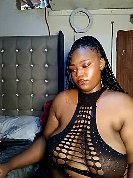 Snapshot of Aaaliyah445 chatting on February 13, 8:16 pm Aaaliyah445 online show from February 13, 8:16 pm