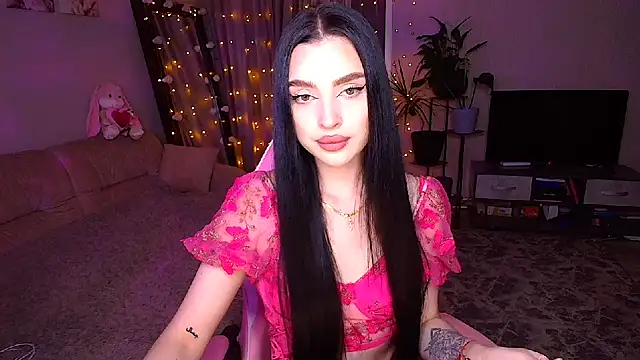   Malika   online show from December 3, 4:38 pm