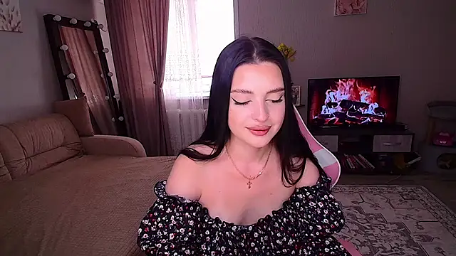   Malika   online show from July 6, 3:58 am