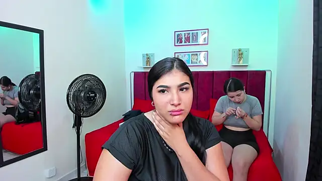 Snapshot of Afrodita-hott chatting on February 27, 12:02 pm Afrodita-hott online show from February 27, 12:02 pm