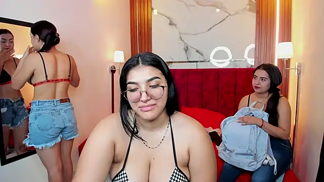 Snapshot of Afrodita-hott chatting on March 3, 12:16 pm Afrodita-hott online show from March 3, 12:16 pm