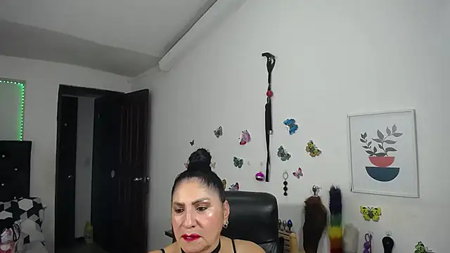 mature bigboobs10 online show from January 11, 4:28 am