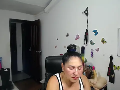 mature bigboobs10 online show from February 21, 4:13 am