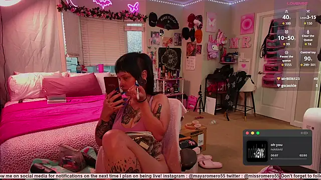 Snapshot of MissRomero chatting on September 11, 1:49 am MissRomero online show from September 11, 1:49 am