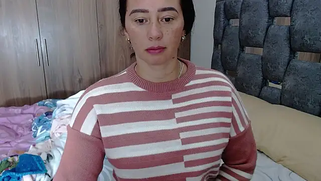 sara hott 1 online show from January 21, 2:37 pm